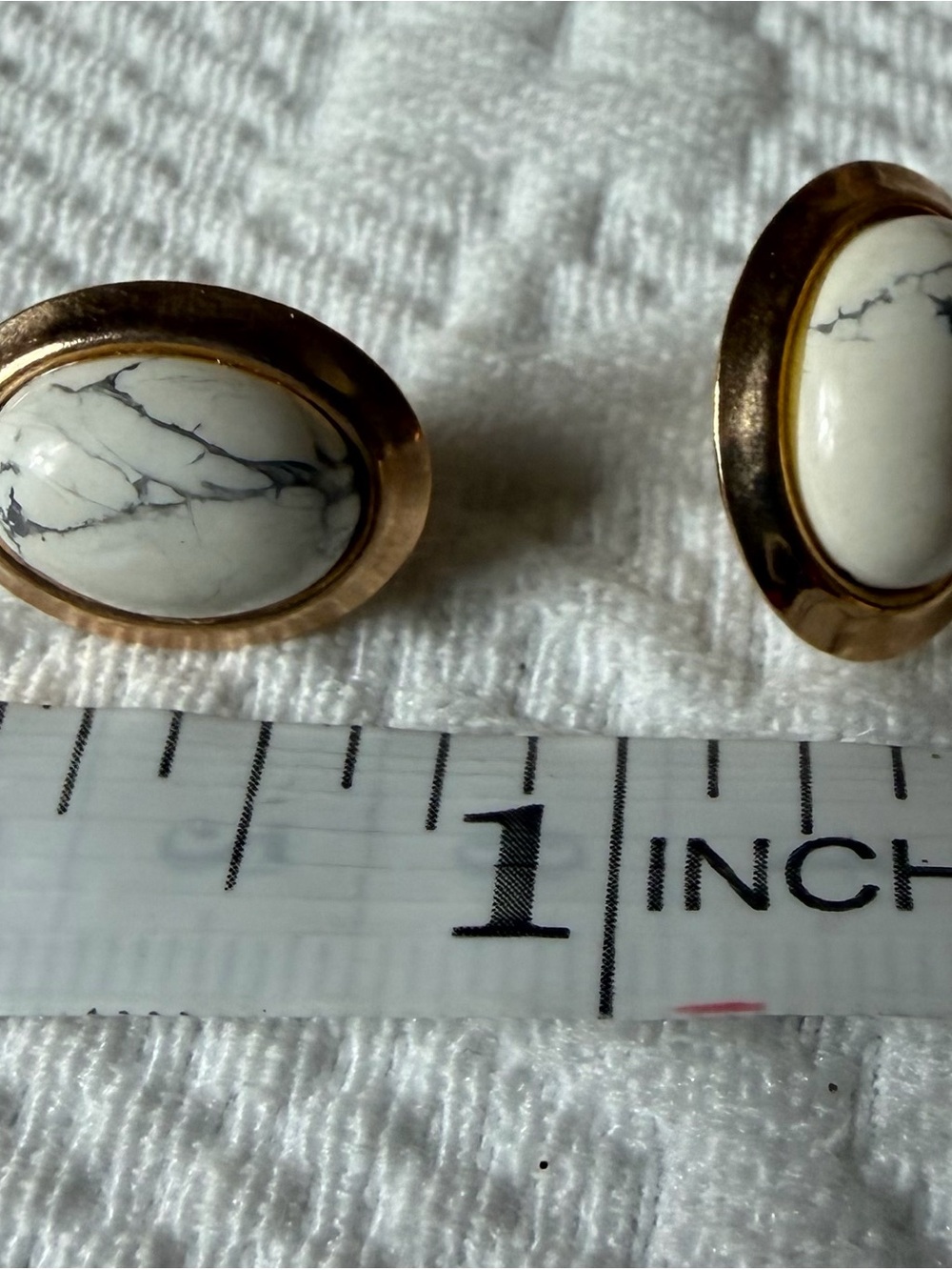 Vintage White Howlite Oval Stud Earrings with Gold-Tone Bezels - Picture 3 of 3
